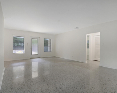 3410 Poinsettia Avenue - Photo Thumbnail 25