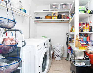 6872 Sw 15th Street - Photo Thumbnail 10