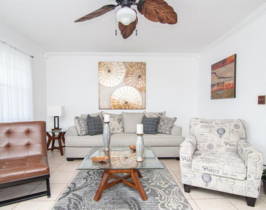 6872 Sw 15th Street - Photo Thumbnail 3