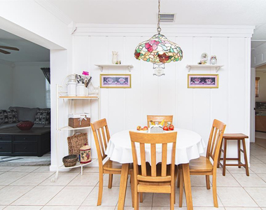 6872 Sw 15th Street - Photo Thumbnail 7