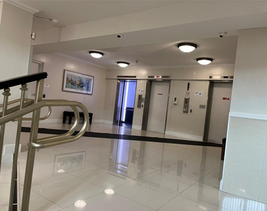 333 Ne 21st Avenue - Photo Thumbnail 8