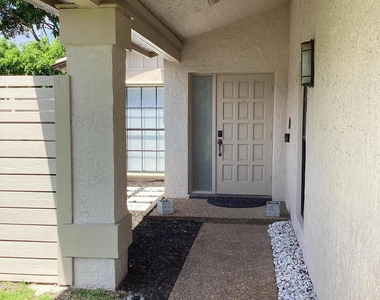 8895 Old Pine Road - Photo Thumbnail 2