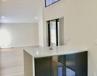 8895 Old Pine Road - Photo Thumbnail 11