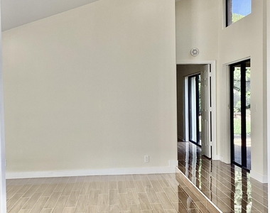 8895 Old Pine Road - Photo Thumbnail 6