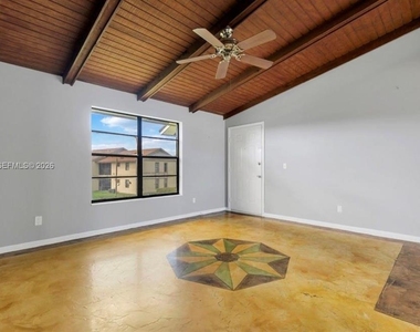 5894 Longbow Lane - Photo Thumbnail 7