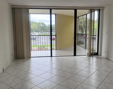 16300 Golf Club Road - Photo Thumbnail 10
