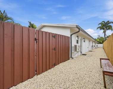2308 Nw 3rd Avenue - Photo Thumbnail 11