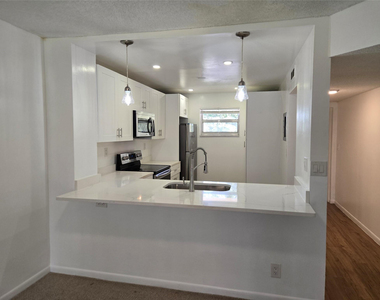 1100 Nw 87th Avenue - Photo Thumbnail 26