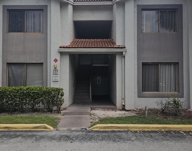 8455 Coral Lake Way - Photo Thumbnail 5