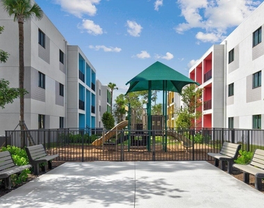 4260 Lakewood Road - Photo Thumbnail 7
