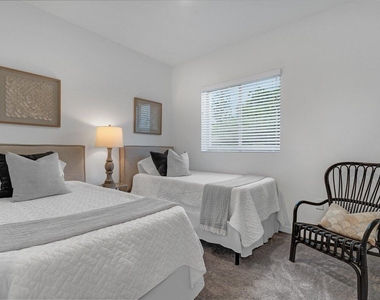 4260 Lakewood Road - Photo Thumbnail 9