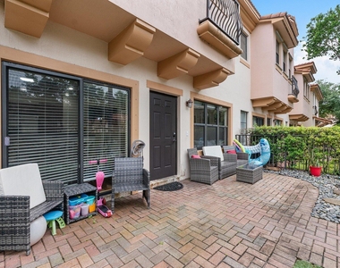 4755 Cypress Street - Photo Thumbnail 24
