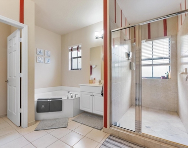 4755 Cypress Street - Photo Thumbnail 14