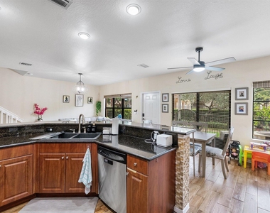 4755 Cypress Street - Photo Thumbnail 10
