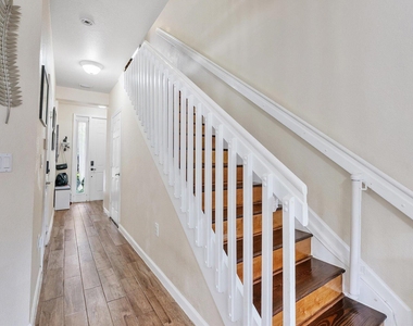 4755 Cypress Street - Photo Thumbnail 3