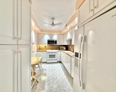 4250 Galt Ocean Drive - Photo Thumbnail 30