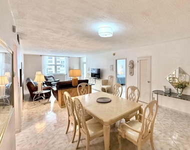 4250 Galt Ocean Drive - Photo Thumbnail 33