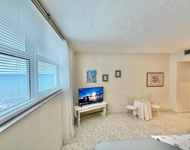 4250 Galt Ocean Drive - Photo Thumbnail 54