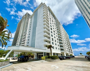 4250 Galt Ocean Drive - Photo Thumbnail 5