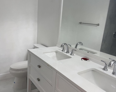 3906 Cherry Lane - Photo Thumbnail 1