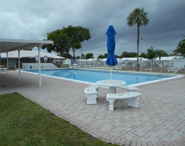38 Leisure Boulevard - Photo Thumbnail 23