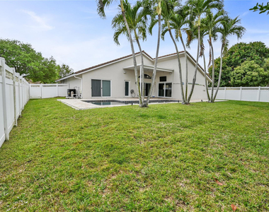 8949 Nw 45th Court - Photo Thumbnail 23