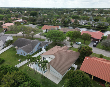 8949 Nw 45th Court - Photo Thumbnail 1