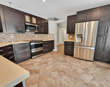 8949 Nw 45th Court - Photo Thumbnail 2