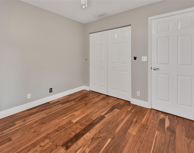 8949 Nw 45th Court - Photo Thumbnail 21