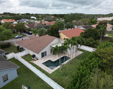 8949 Nw 45th Court - Photo Thumbnail 25