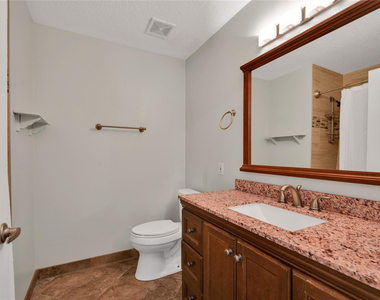 8949 Nw 45th Court - Photo Thumbnail 18