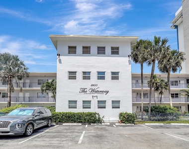 2200 S Ocean Drive - Photo Thumbnail 2
