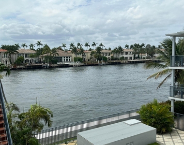 2200 S Ocean Drive - Photo Thumbnail 5
