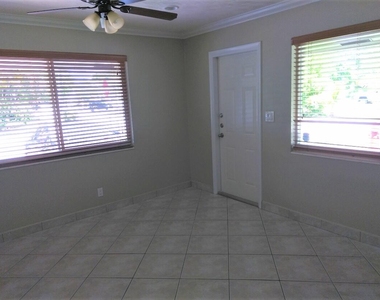 644 Ne 16th Avenue - Photo Thumbnail 3