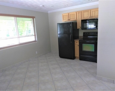 644 Ne 16th Avenue - Photo Thumbnail 5
