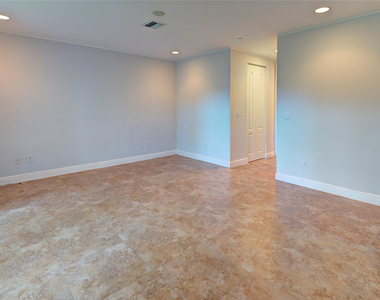 1508 Sw 4th Avenue - Photo Thumbnail 2