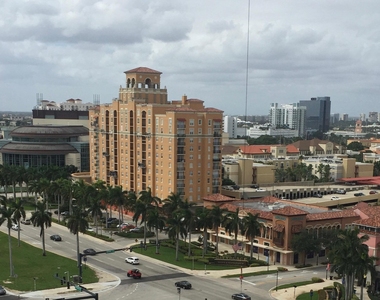 651 Okeechobee Boulevard - Photo Thumbnail 2