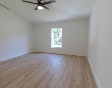4696 April Avenue - Photo Thumbnail 13