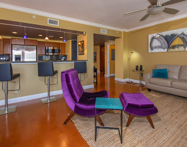 511 Lucerne Avenue - Photo Thumbnail 6