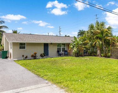 4953 Bayshore Drive - Photo Thumbnail 12