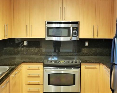 511 Se 5 Avenue - Photo Thumbnail 5