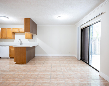 317 Woodland Road - Photo Thumbnail 4