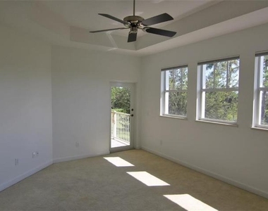 3485 Sw Sawgrass Villas Drive - Photo Thumbnail 5