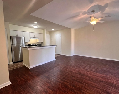 4879 Via Palm Lakes - Photo Thumbnail 17
