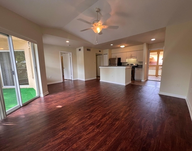 4879 Via Palm Lakes - Photo Thumbnail 5