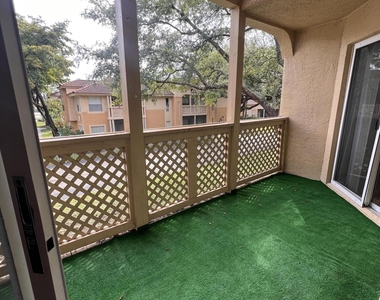 4879 Via Palm Lakes - Photo Thumbnail 23