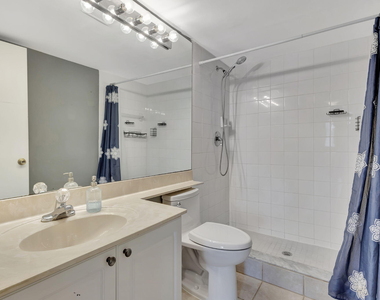 600 N Crestwood Ct Court N - Photo Thumbnail 14