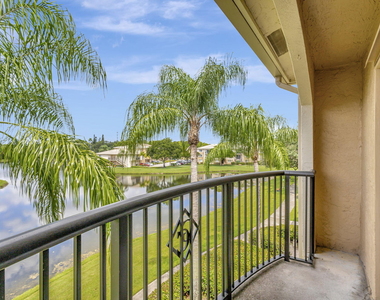 600 N Crestwood Ct Court N - Photo Thumbnail 26