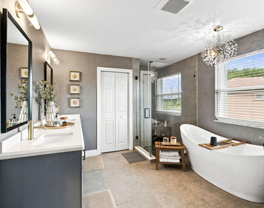 11137 Grandview Manor - Photo Thumbnail 23