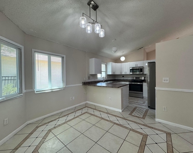 1038 W Jasmine Lane - Photo Thumbnail 17